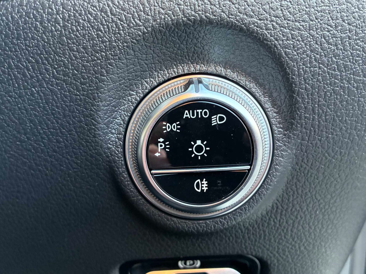 Used Mercedes-Benz C Class 2023 for sale - 78053519: Photo 31