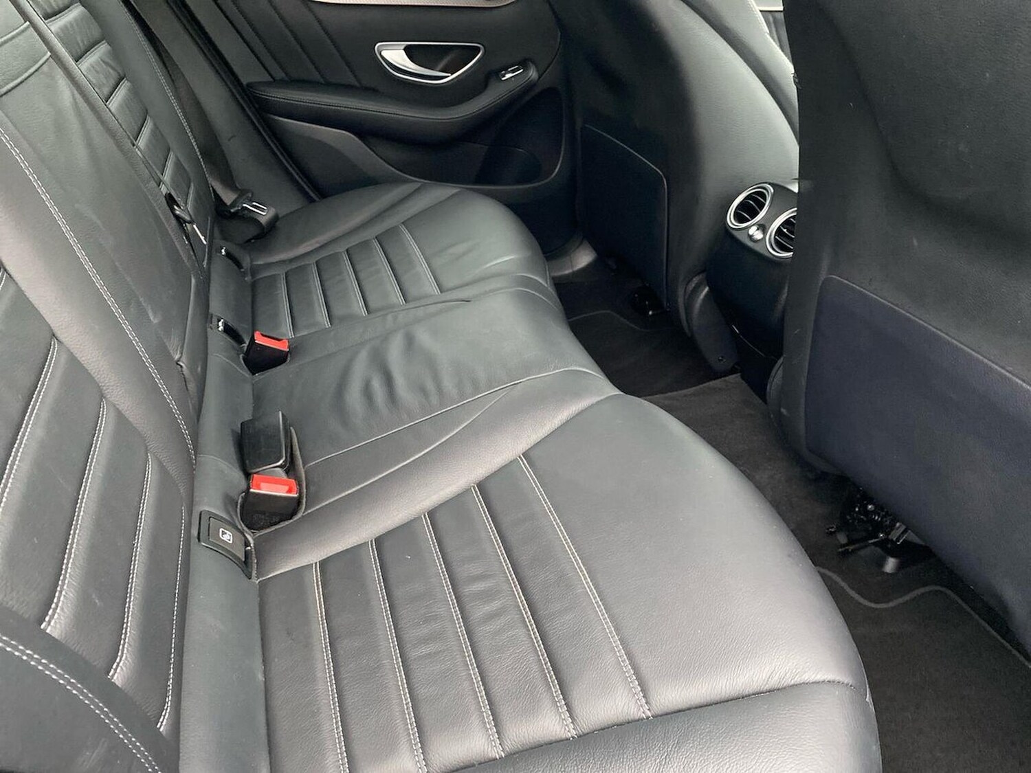 Used Mercedes-Benz EQC 2023 for sale - 77488402: Photo 16