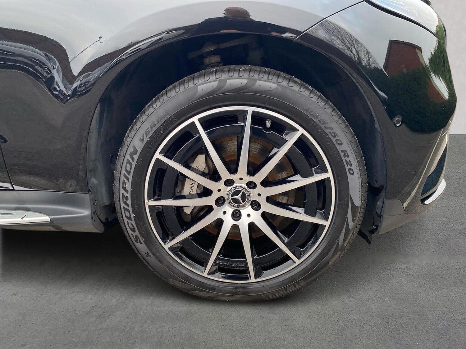 Used Mercedes-Benz EQC 2023 for sale - 77488402: Photo 6