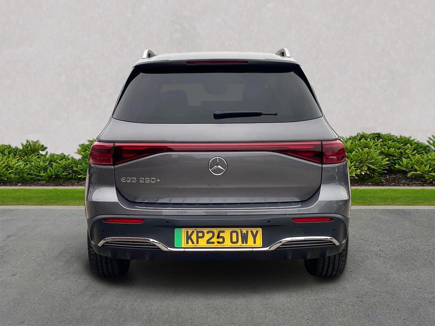Used Mercedes-Benz EQB 2025 for sale - 76115491: Photo 4
