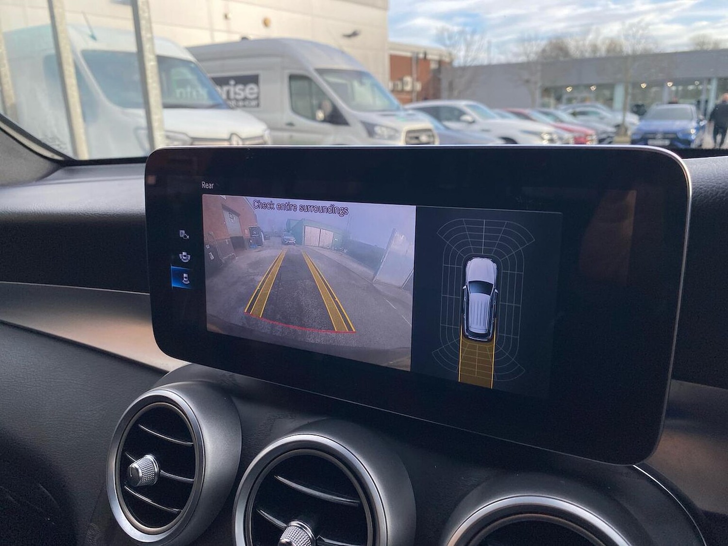 Used Mercedes-Benz GLC 2020 for sale - 76940502: Photo 23