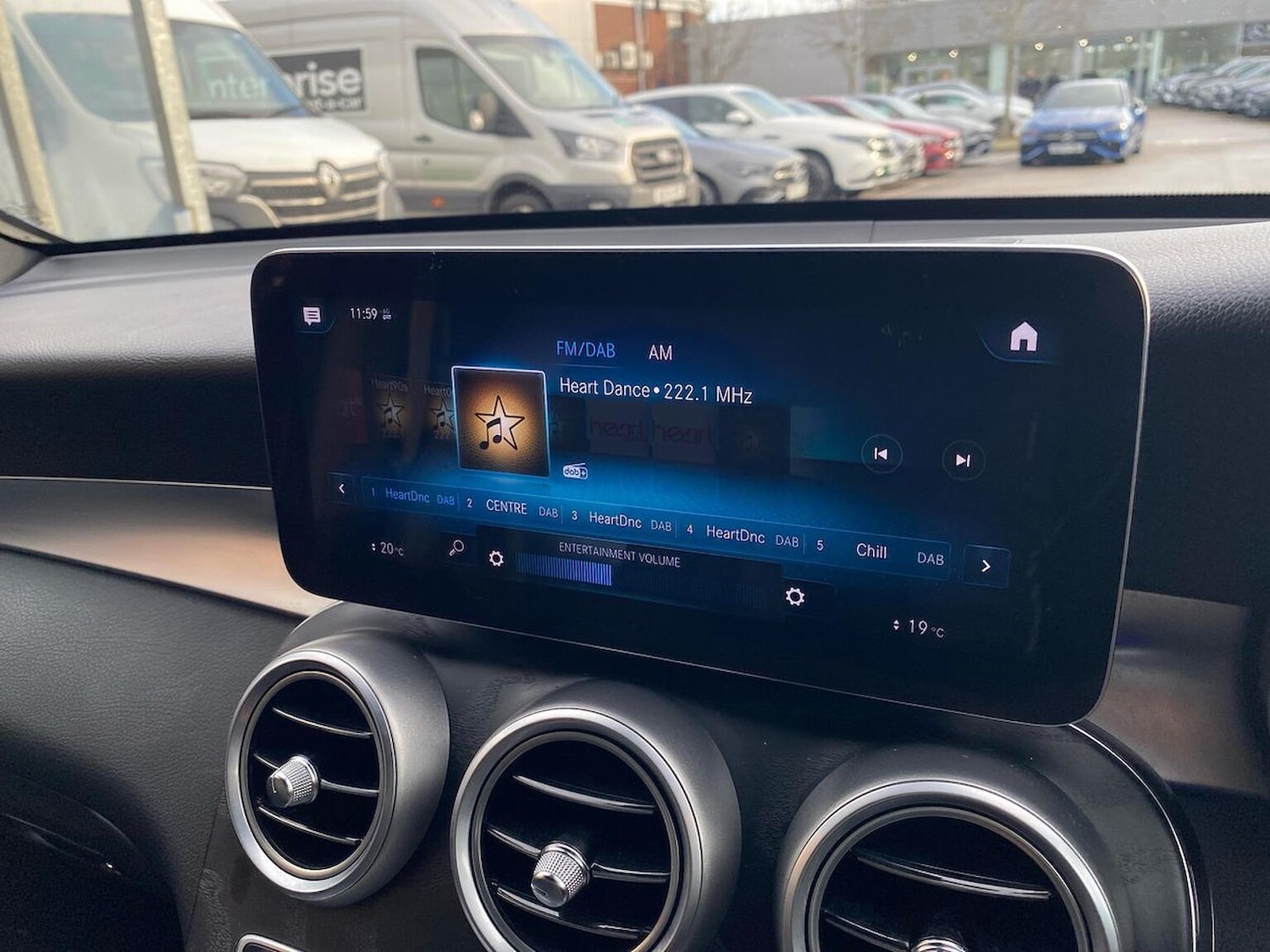 Used Mercedes-Benz GLC 2020 for sale - 76940502: Photo 25