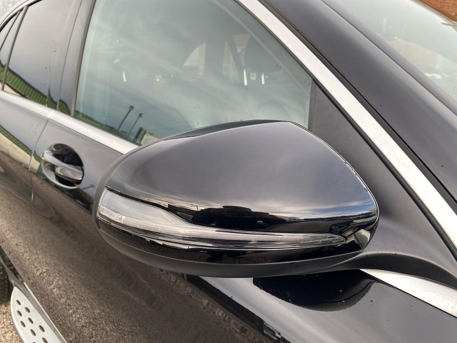 Used Mercedes-Benz GLC 2020 for sale - 76940502: Photo 38