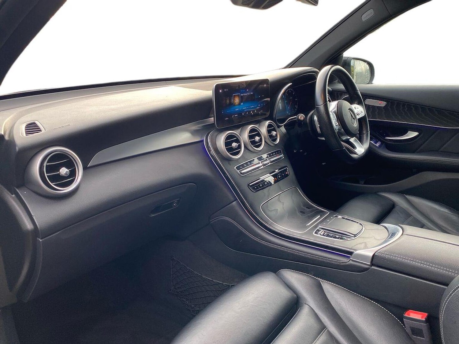 Used Mercedes-Benz GLC 2020 for sale - 76940502: Photo 7