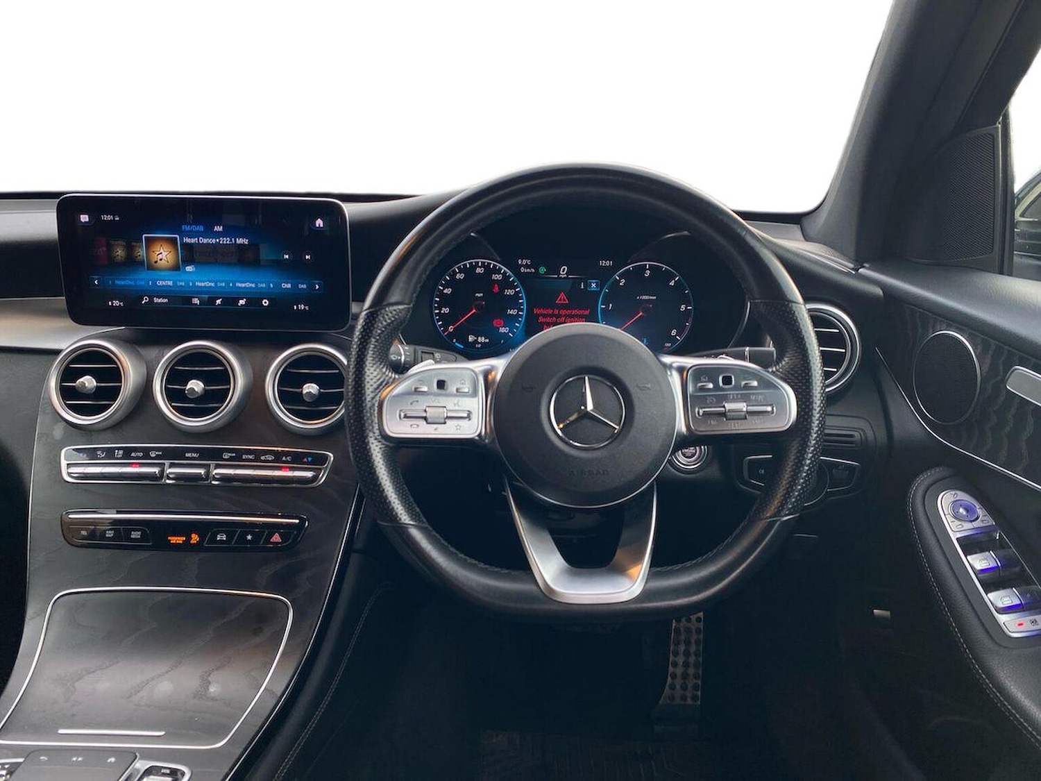 Used Mercedes-Benz GLC 2020 for sale - 76940502: Photo 9