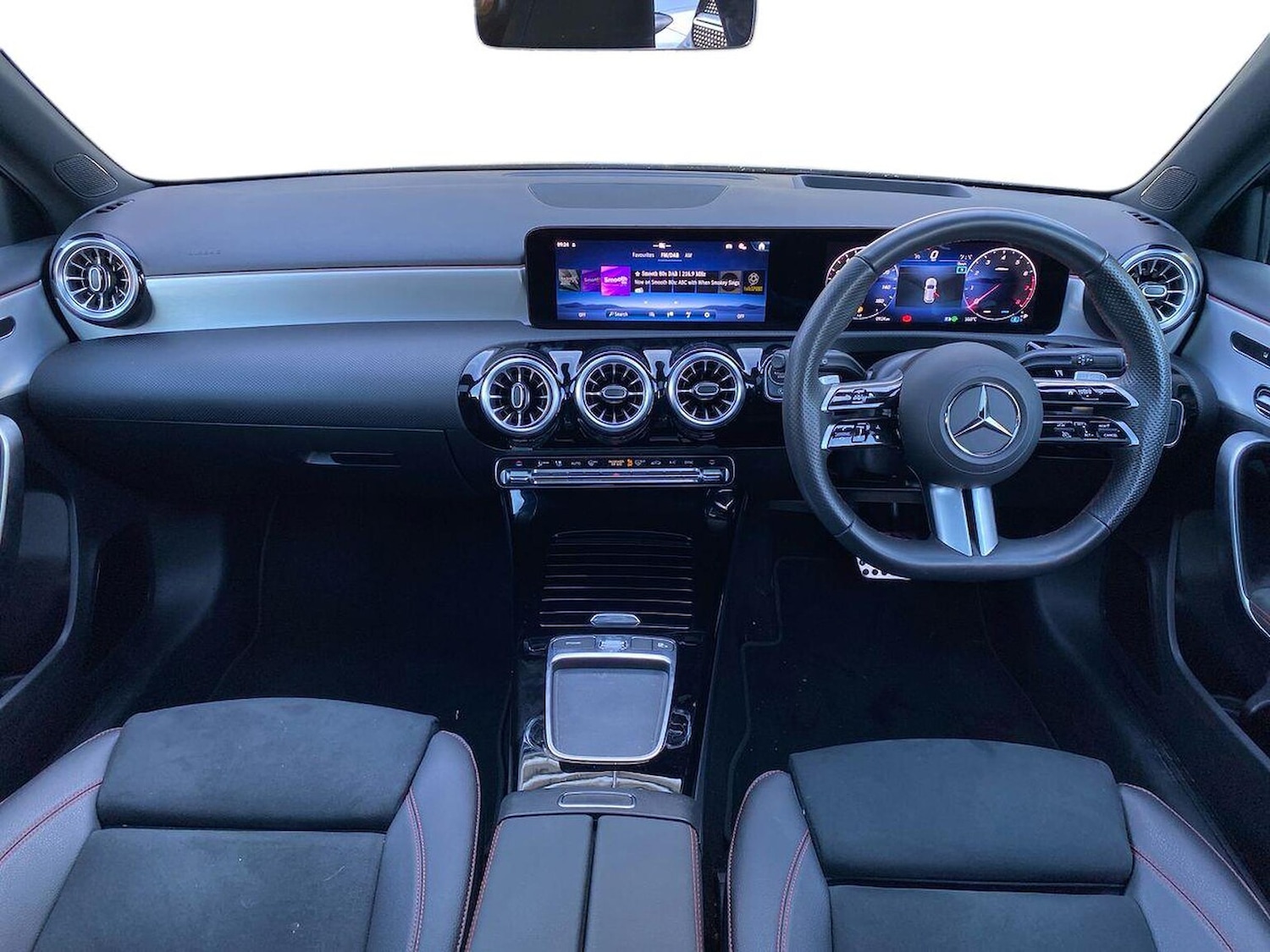 Used Mercedes-Benz A-Class 2024 for sale - 76115485: Photo 8