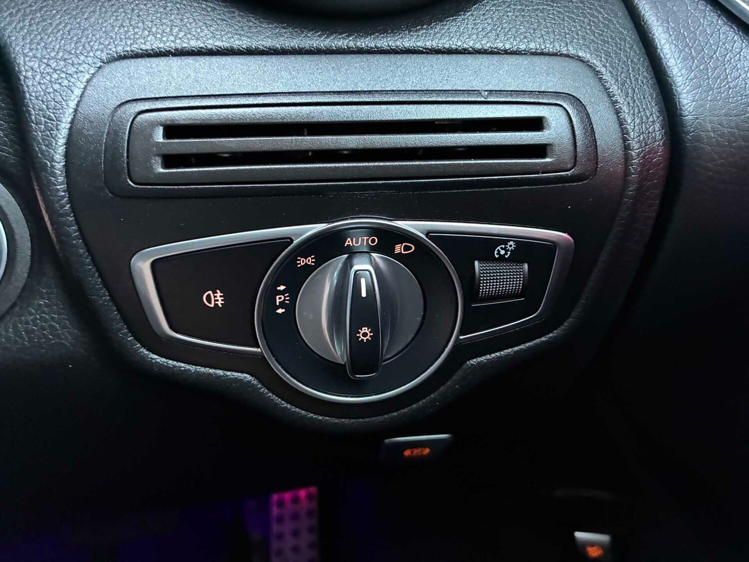 Used Mercedes-Benz GLC 2019 for sale - 78191991: Photo 26