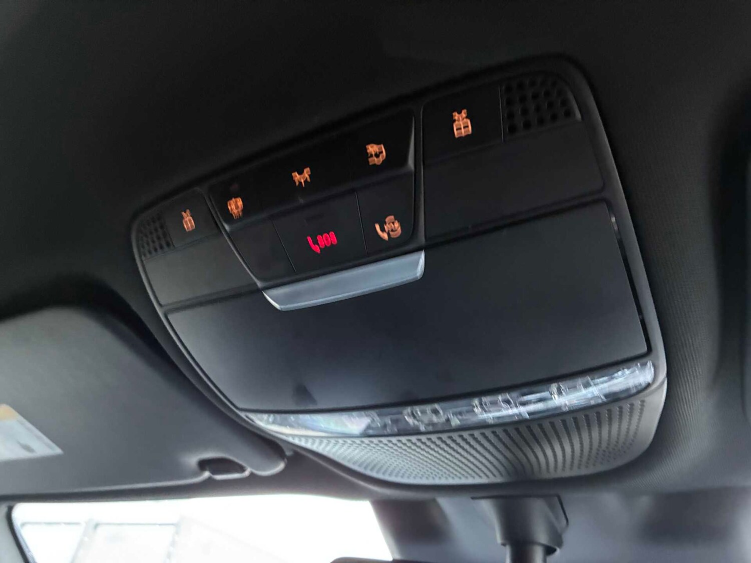 Used Mercedes-Benz GLC 2019 for sale - 78191991: Photo 32