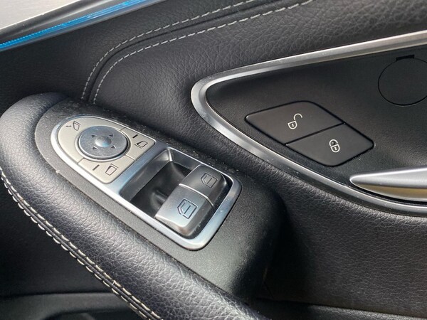 Used Mercedes-Benz C Class 2018 for sale - 76299424: Photo 21
