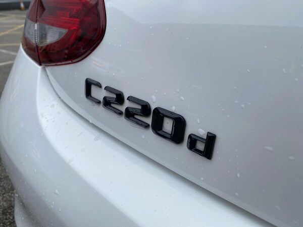 Used Mercedes-Benz C Class 2018 for sale - 76299424: Photo 35