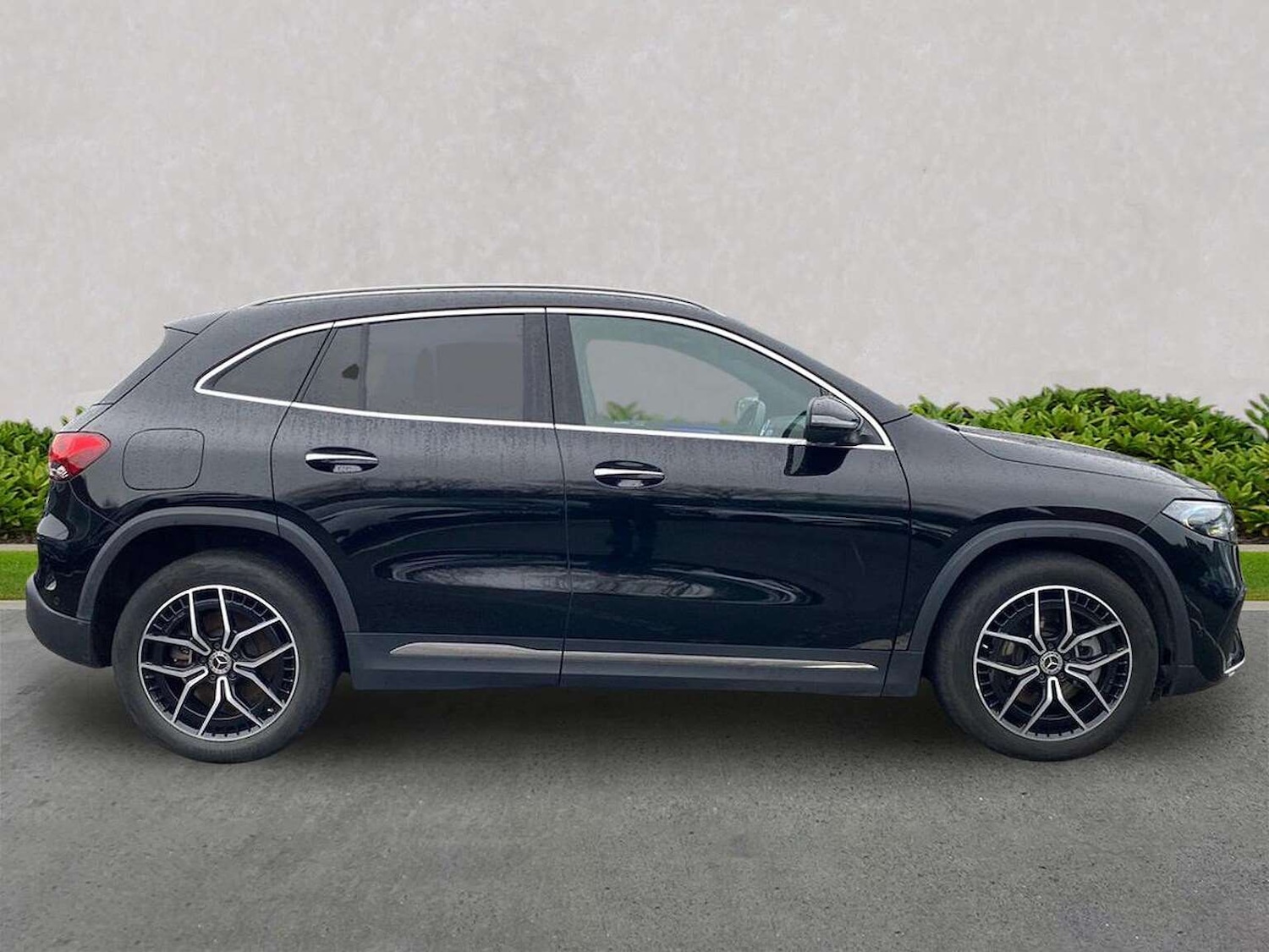 Used Mercedes-Benz EQA 2023 for sale - 77688077: Photo 3