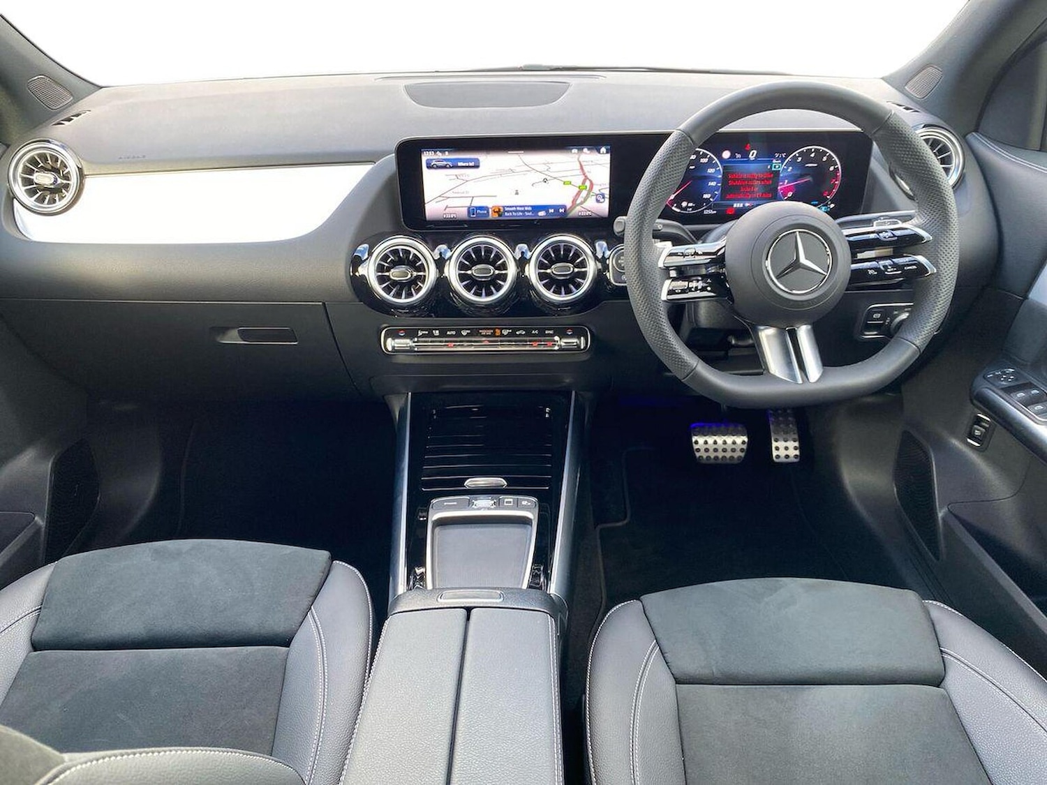 Used Mercedes-Benz GLA 2025 for sale - 76885038: Photo 8