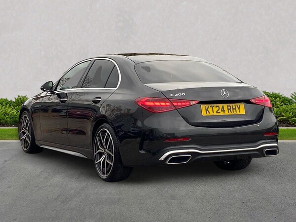 Used Mercedes-Benz C Class 2024 for sale - 76310137: Photo 2