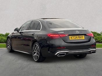 Used Mercedes-Benz C Class 2024 for sale - 76310137: Photo 2