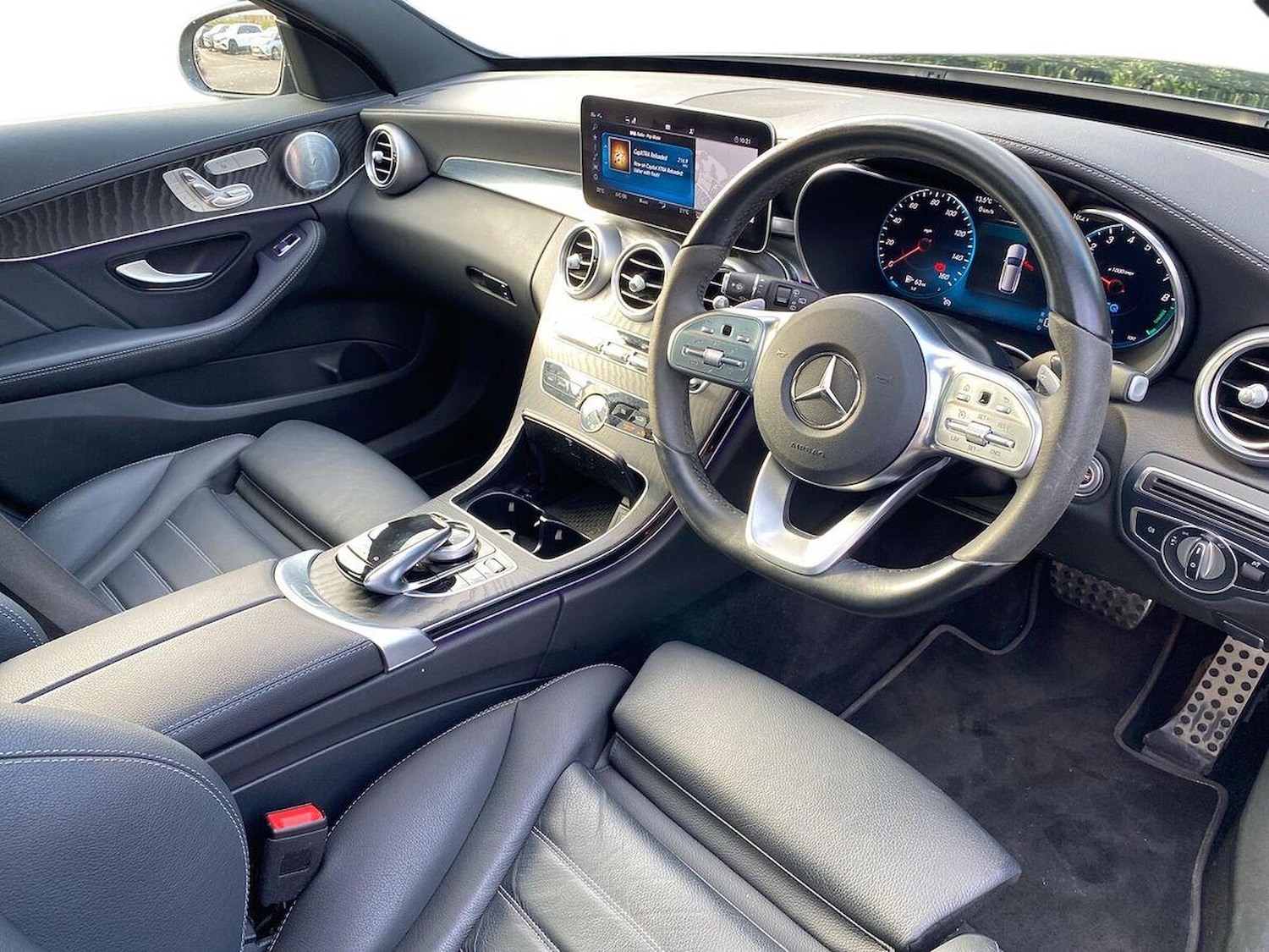 Used Mercedes-Benz C Class 2021 for sale - 76497340: Photo 15