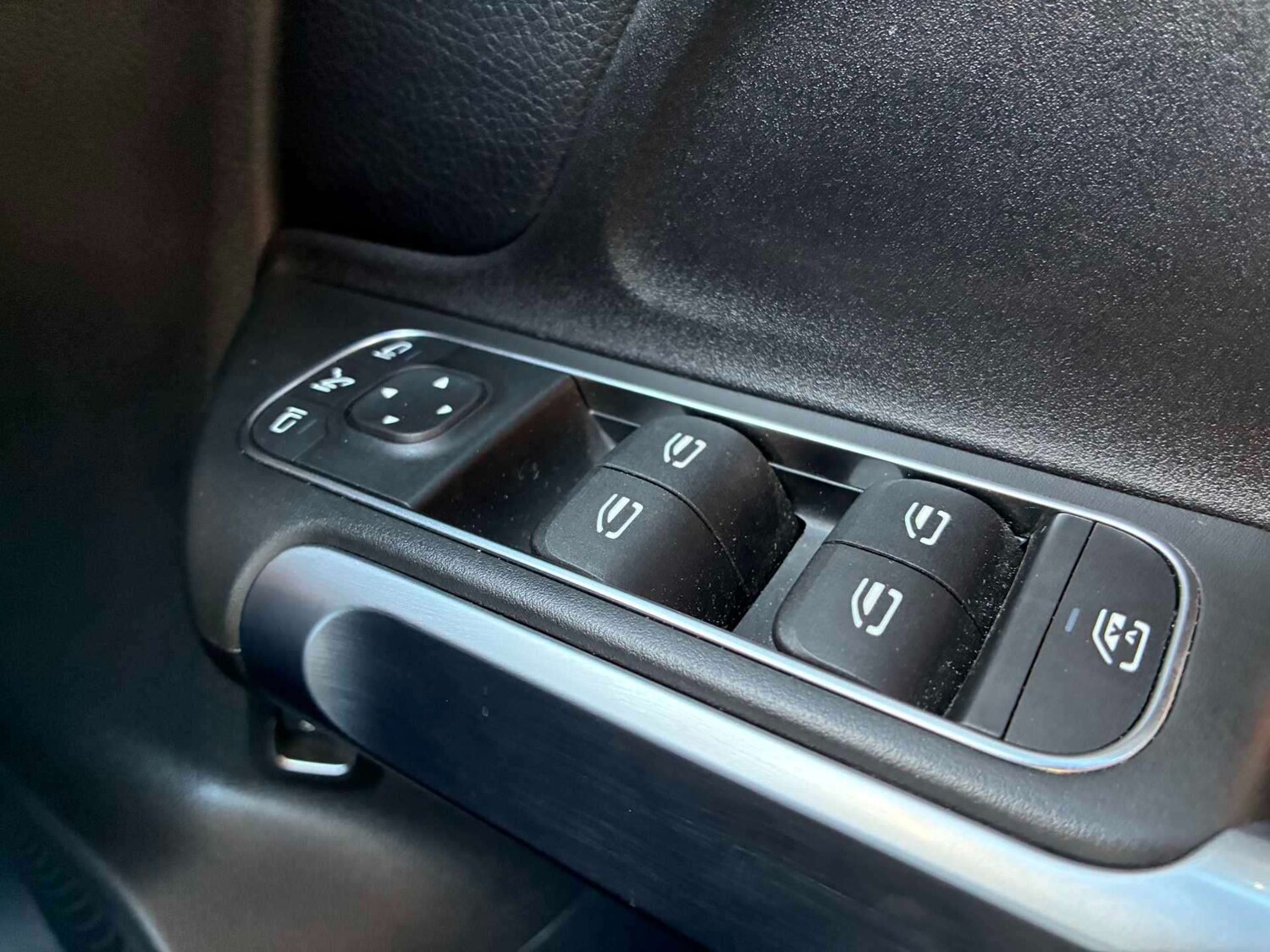 Used Mercedes-Benz GLB 2025 for sale - 78192794: Photo 31