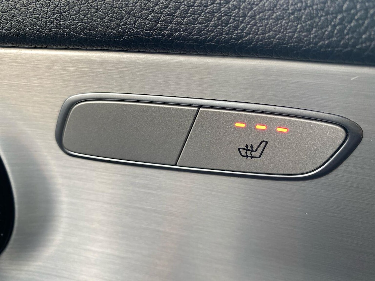 Used Mercedes-Benz GLC 2021 for sale - 76599377: Photo 30