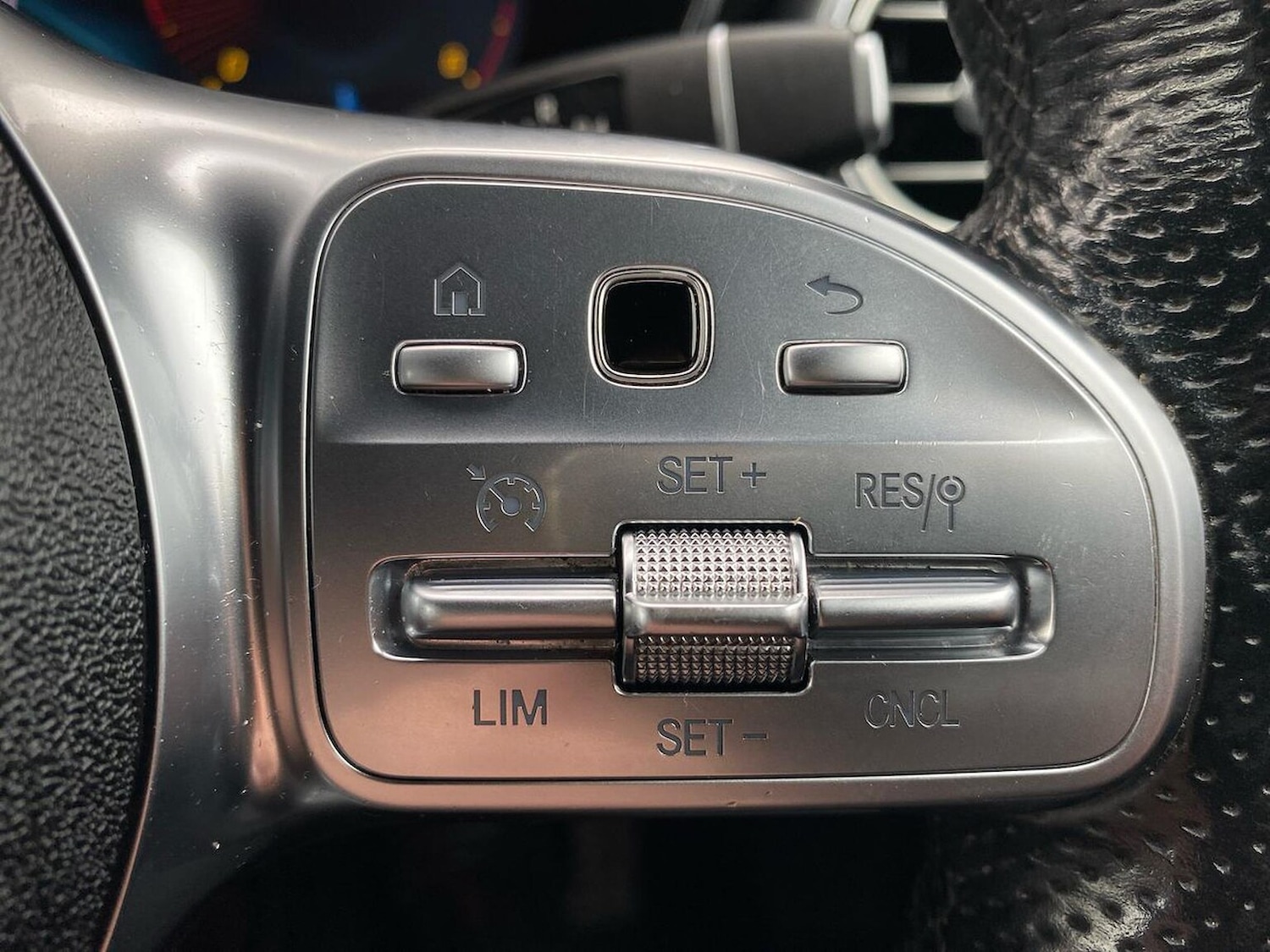 Used Mercedes-Benz GLC 2021 for sale - 76497290: Photo 27