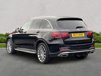 Used Mercedes-Benz GLC 2021 for sale - 76497290: Photo