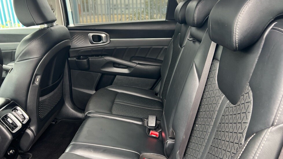 Used Kia Sorento 2021 for sale - 76870416: Photo 14