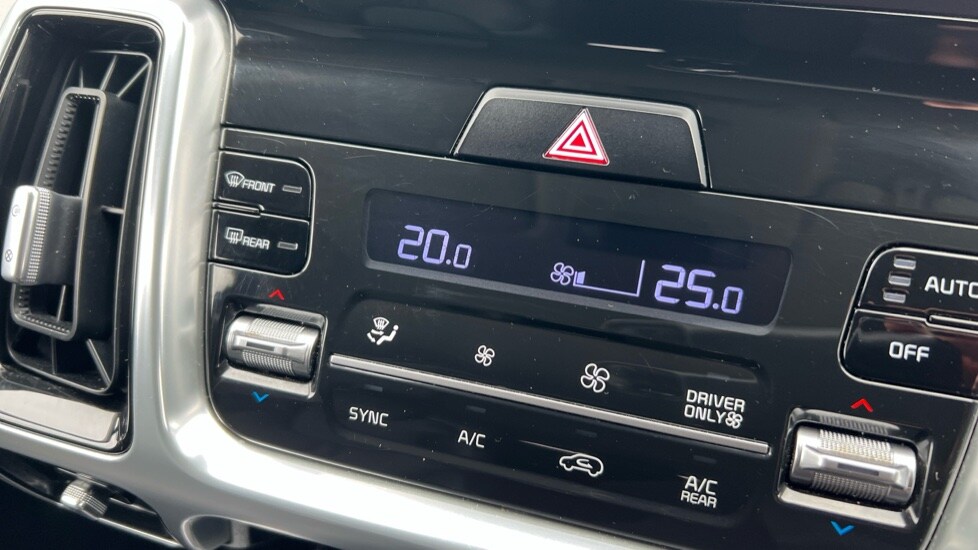 Used Kia Sorento 2021 for sale - 76870416: Photo 57