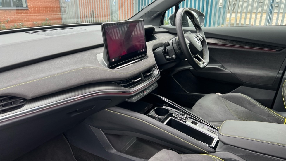 Used Skoda Enyaq 2024 for sale - 76873521: Photo 10