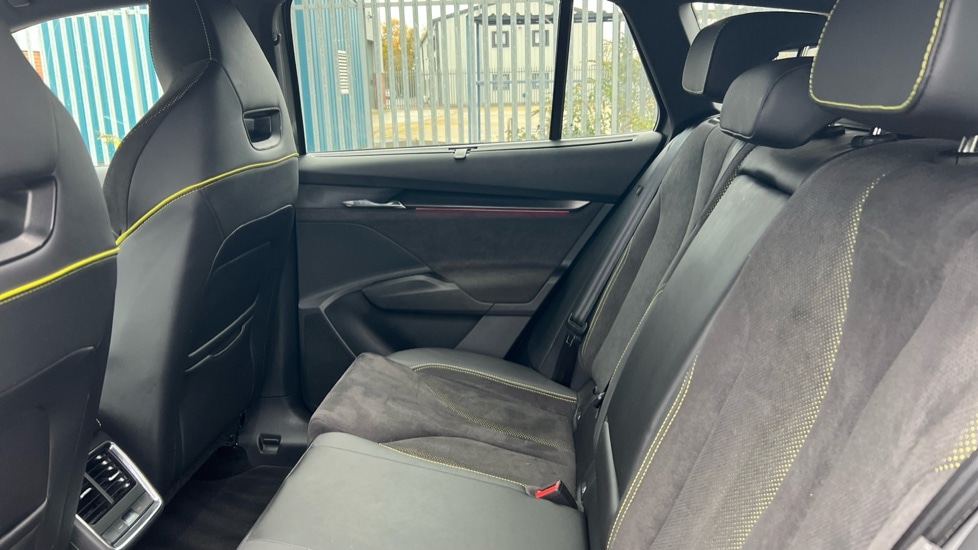 Used Skoda Enyaq 2024 for sale - 76873521: Photo 14