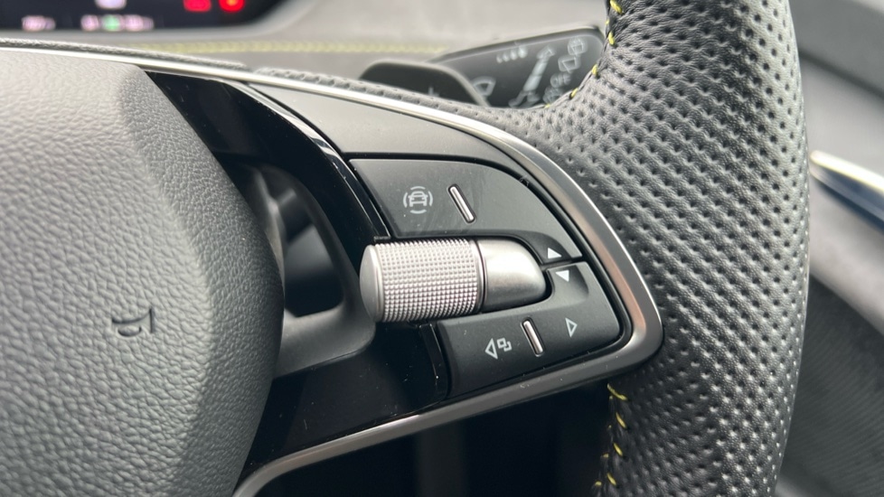 Used Skoda Enyaq 2024 for sale - 76873521: Photo 24