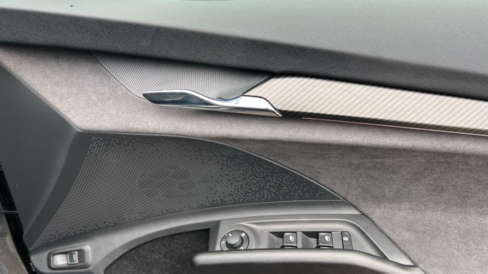 Used Skoda Enyaq 2024 for sale - 76873521: Photo 32