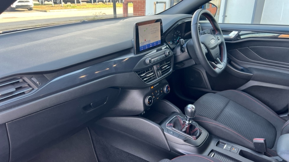 Used Ford Focus 2022 for sale - 76959995: Photo 10