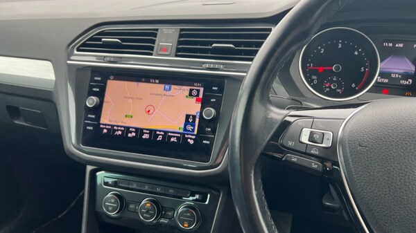 Used Volkswagen Tiguan 2018 for sale - 76124664: Photo 12