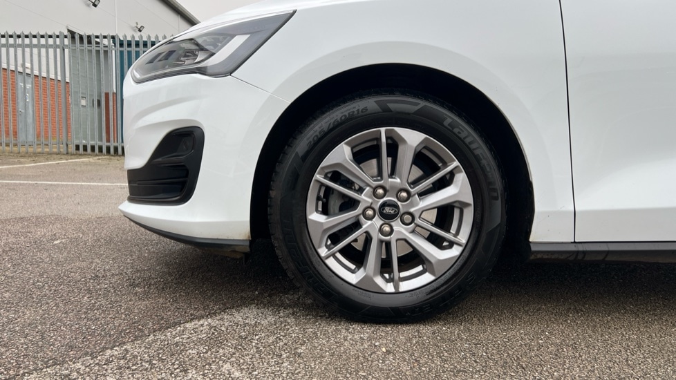 Used Ford Focus 2023 for sale - 77031468: Photo 17