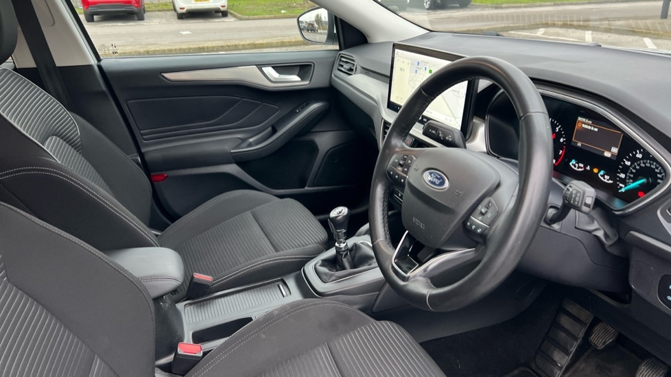 Used Ford Focus 2023 for sale - 77031468: Photo 9