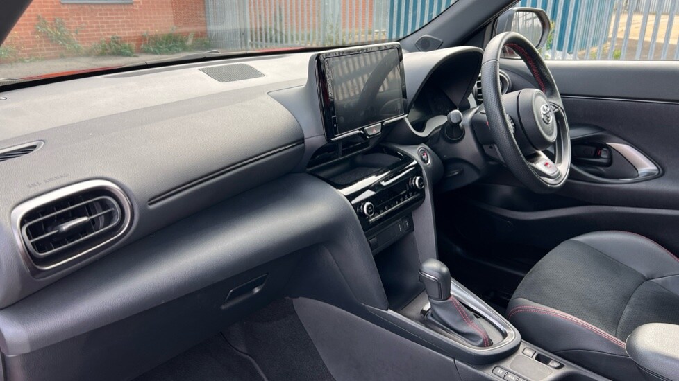 Used Toyota Yaris Cross 2023 for sale - 76104094: Photo 10