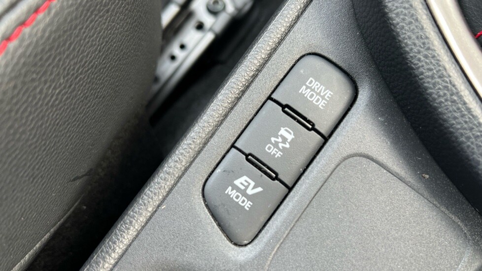 Used Toyota Yaris Cross 2023 for sale - 76104094: Photo 43