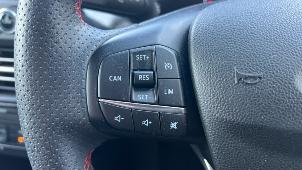 Used Ford Focus 2022 for sale - 76007627: Photo 25