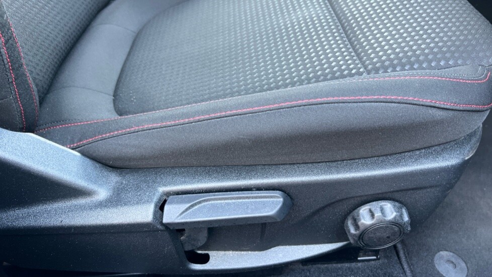 Used Ford Focus 2022 for sale - 76007627: Photo 38