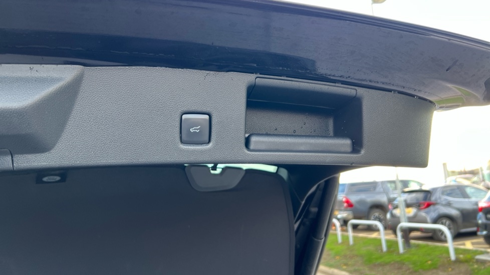 Used Ford Kuga 2022 for sale - 76894575: Photo 44