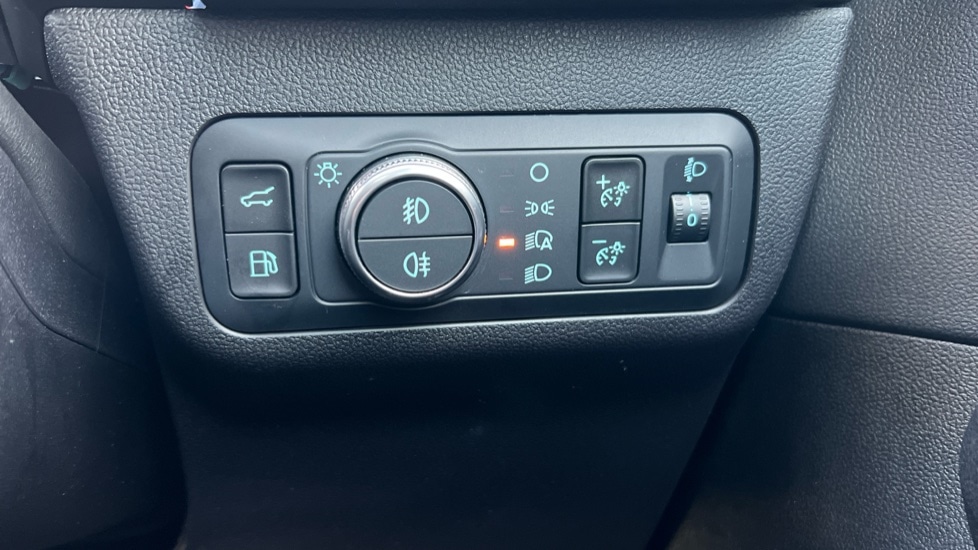 Used Ford Kuga 2022 for sale - 76894575: Photo 45