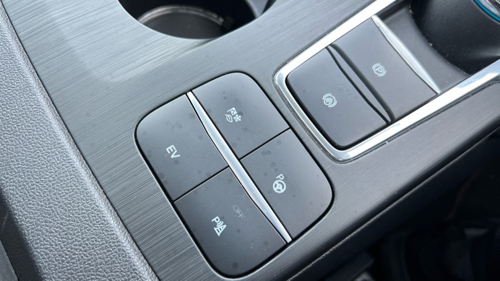 Used Ford Kuga 2022 for sale - 76894575: Photo 51