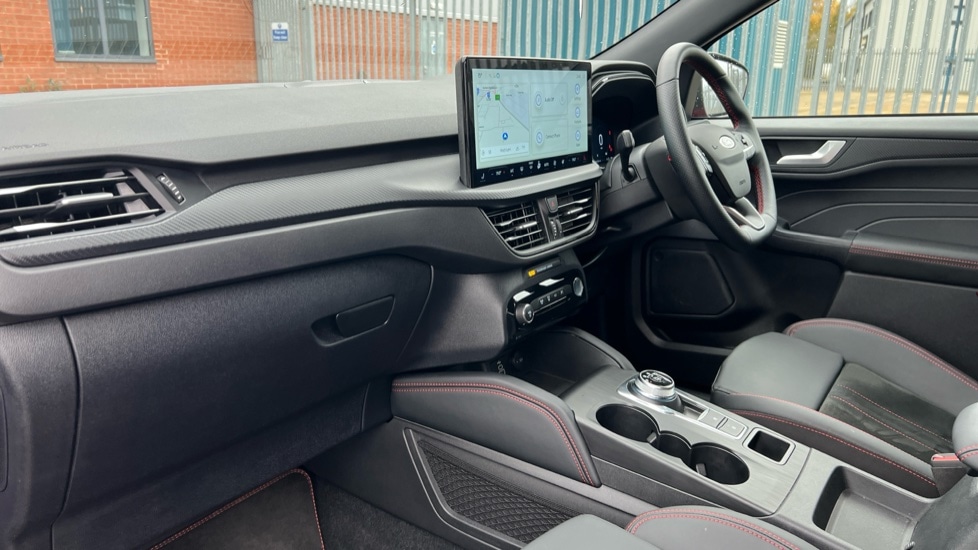 Used Ford Kuga 2025 for sale - 76452179: Photo 10