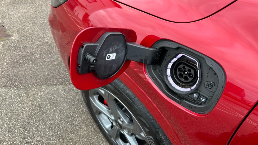 Used Ford Kuga 2025 for sale - 76452179: Photo 21