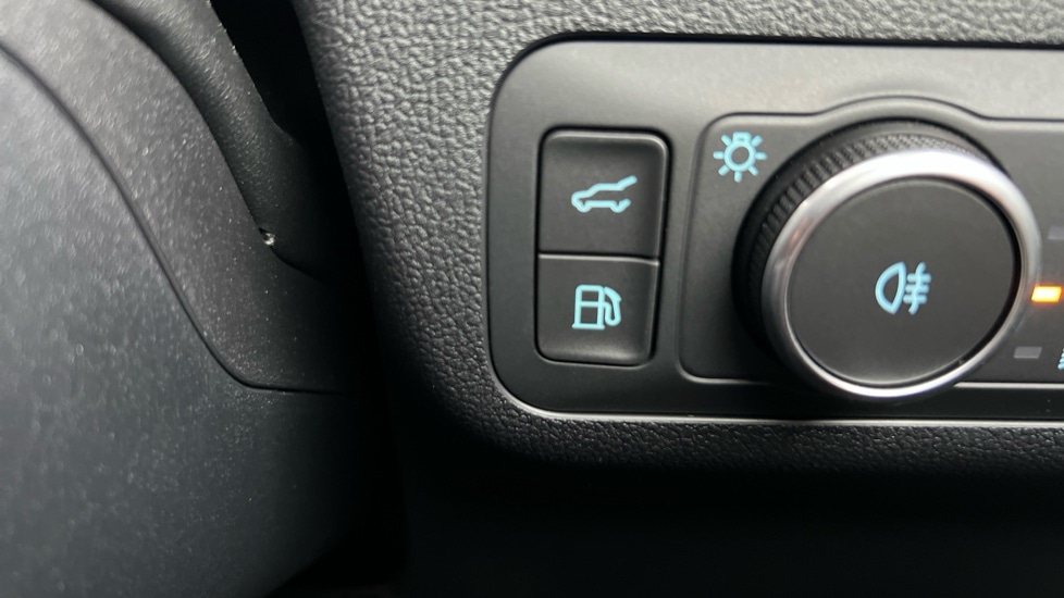 Used Ford Kuga 2025 for sale - 76452179: Photo 60