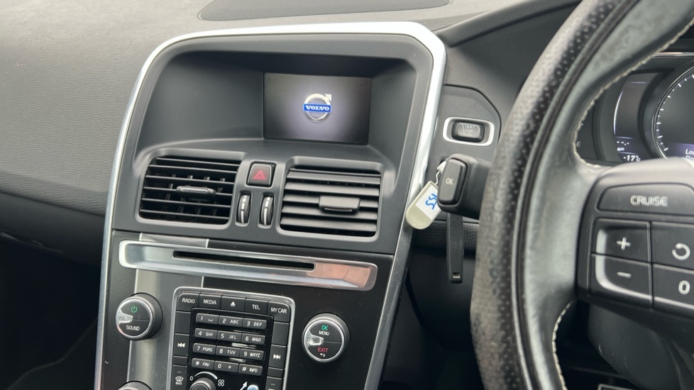 Used Volvo XC60 2016 for sale - 76447260: Photo 12