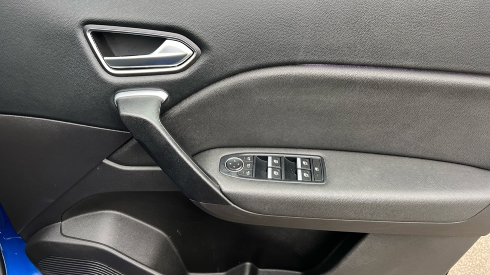 Used Renault Captur 2020 for sale - 76124630: Photo 31