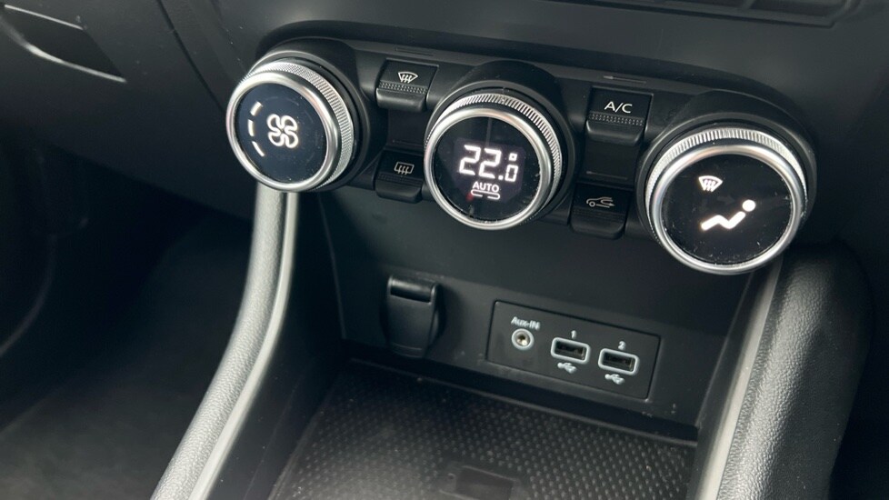 Used Renault Captur 2020 for sale - 76124630: Photo 34