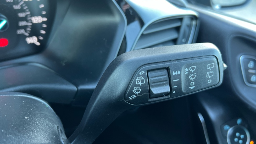 Used Ford Fiesta 2018 for sale - 76872851: Photo 24