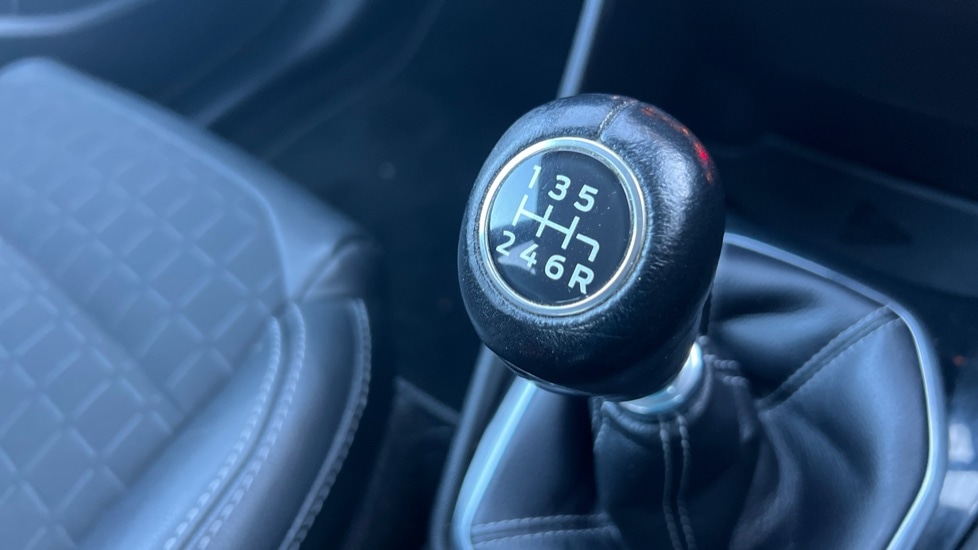 Used Ford Fiesta 2018 for sale - 76872851: Photo 28