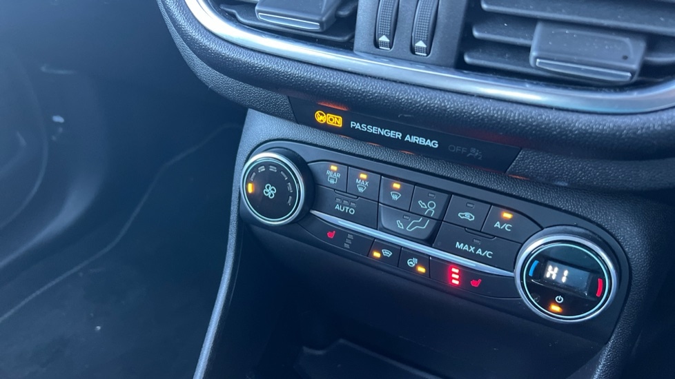 Used Ford Fiesta 2018 for sale - 76749952: Photo 29