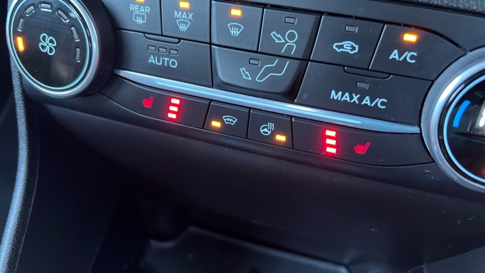 Used Ford Fiesta 2018 for sale - 76749952: Photo 35